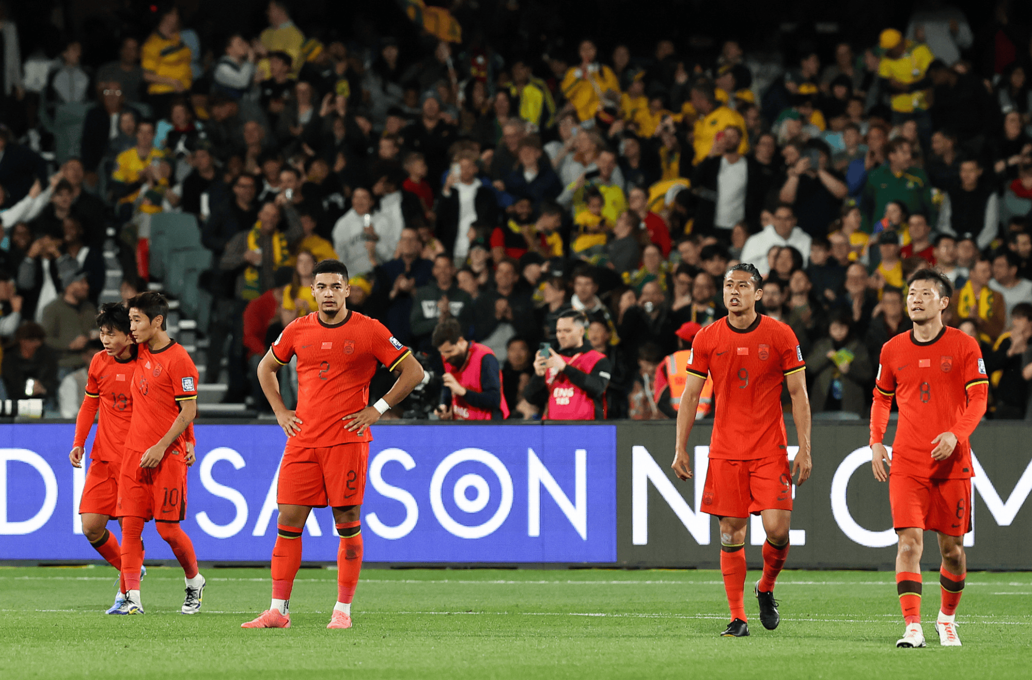 中超关键时刻再迎强敌，纽约尼克斯完成体检，主帅态度——质疑声仍在，训练强度明显提升的简单介绍-玖鼎电竞