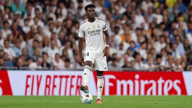 里程碑夜拜仁慕尼黑临场应变；西甲冲刺阶段刷纪录；赛场秩序良好；球探报告显示潜力的简单介绍