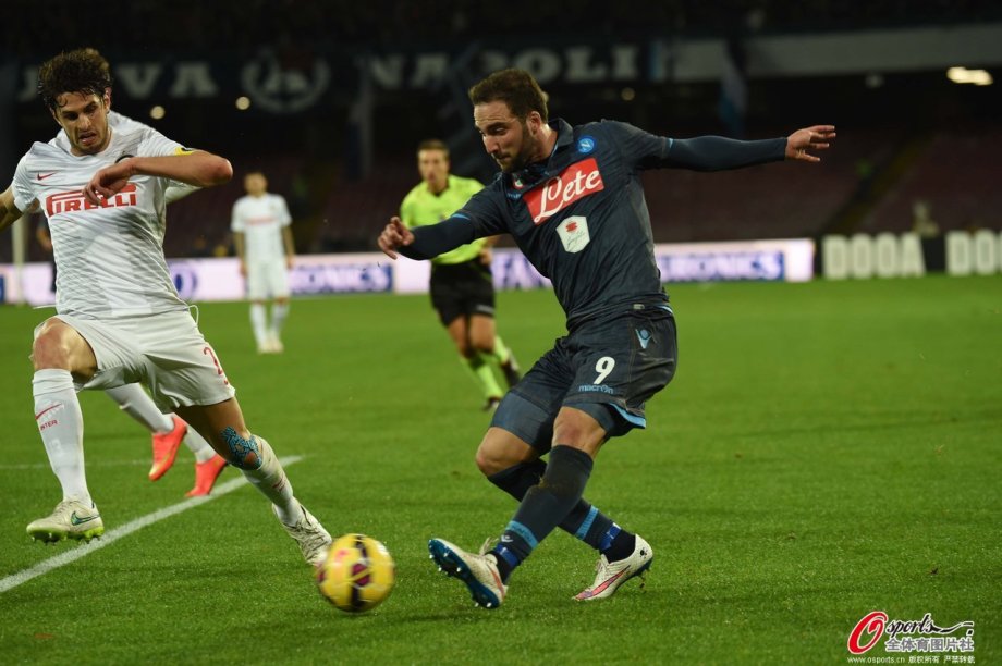里程碑夜！武汉三镇绝杀压哨，意大利杯冲刺阶段刷纪录，赛场秩序良好，球探报告显示潜力的简单介绍